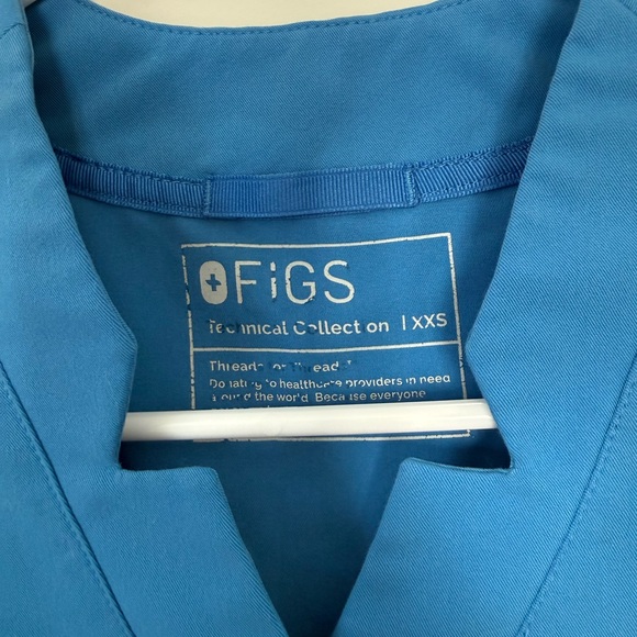 Figs Blue V-Neck Scrub Top - Picture 3 of 3